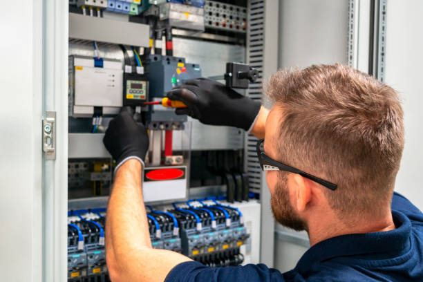 Best Affordable Emergency Electrician  in Las Lomas, CA